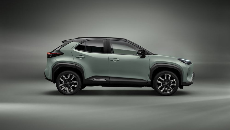 Ontto Coque De Clé De Voiture En Aluminium Pour Toyota Yaris Cross Hybrid Corolla RAV4 Prius Camry Auris Highlander 2020-2023 à 2 3 5 Boutons, 2 Boutons - Blanc, 2 Buttons